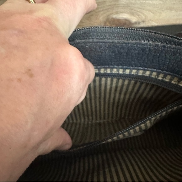 Vintage Brighton Pebble Grain Leather Black w/Brown Alligator Embossed Purse - Picture 11 of 16